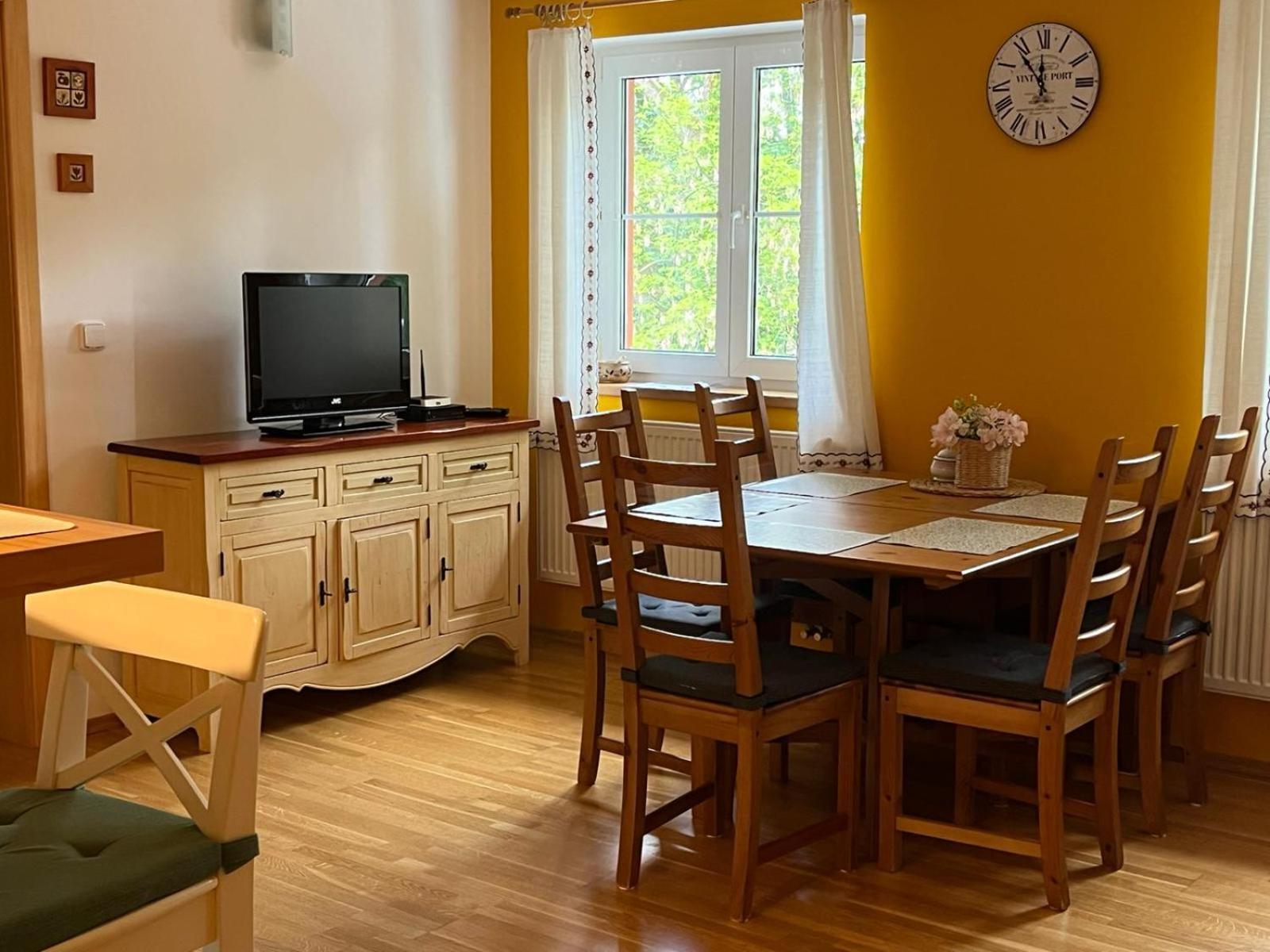 Apartmán Pod Klášterem Rumburk Esterno foto